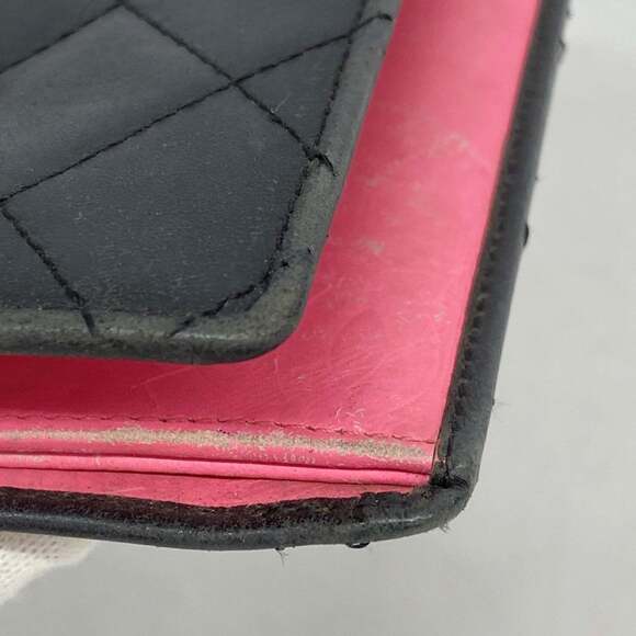 CHANEL Authentic Black Lambskin Leather Wallet - Picture 8 of 13